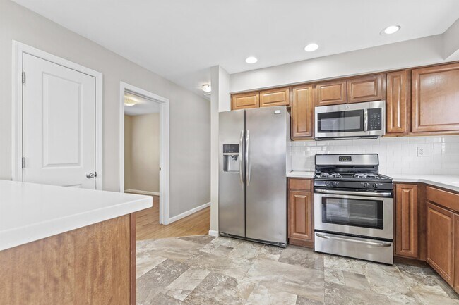 Building Photo - 3741 Lodge Ln