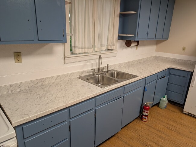 Cocina remodelada - 427 Taylor Ave