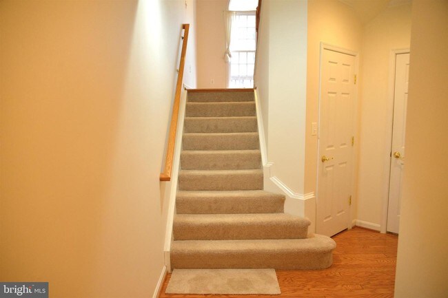 Building Photo - 7555 Grey Goose Way