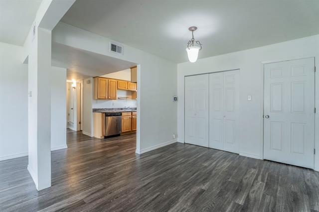 Foto del edificio - 1131 Pebblebrook Dr