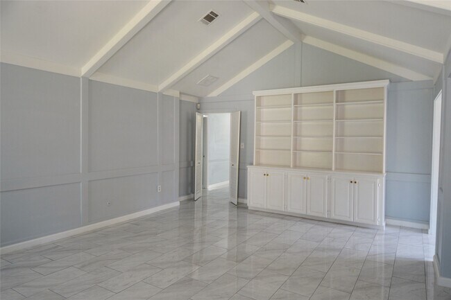 Foto del edificio - 6707 Las Brisas Dr