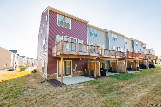 Building Photo - 8851 Foxway Rdg Ln