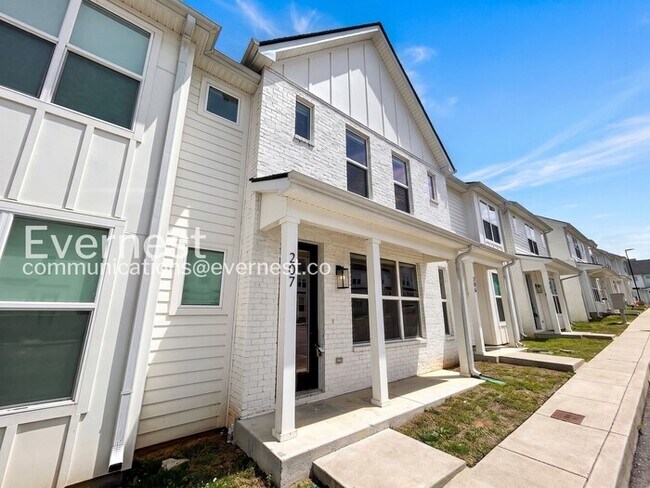 Foto del edificio - Limited Time Special Offer / Charming 3-Bedroom Home in a Convenient Location / Pet Friendly / Av...