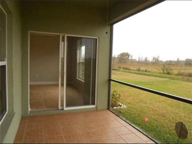 Foto del edificio - 733 Hacienda Cir