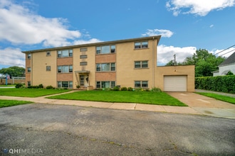 Building Photo - 3205 W 97th St