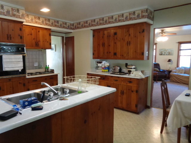 kitchen - 11629 Watertown Plank Rd