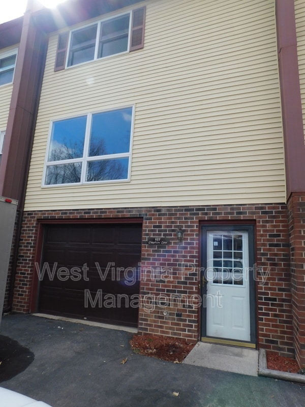 610 Sapphire Ln, Beckley, WV 25801 House Rental in Beckley, WV