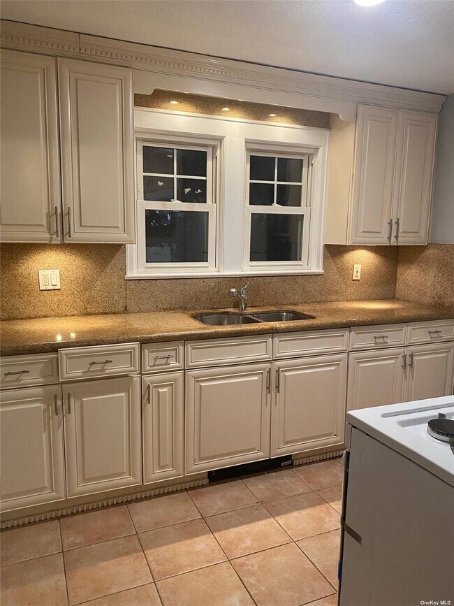 Foto del edificio - 15 Walter Pl