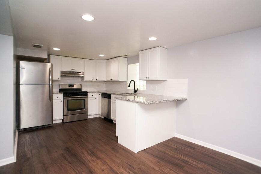 Primary Photo - 2 bedroom in Chicago IL 60641