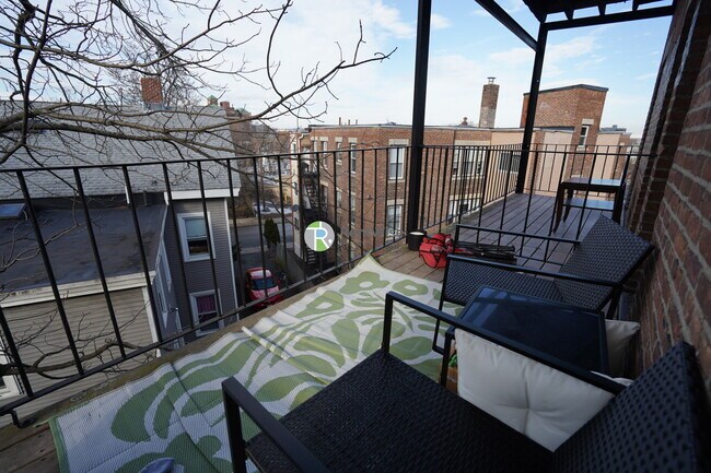 Building Photo - 15 Quint Ave