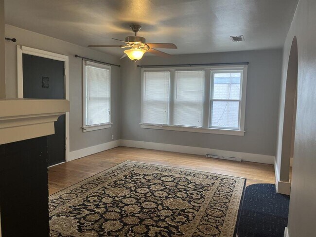 Foto del edificio - 1141 NW 43rd St