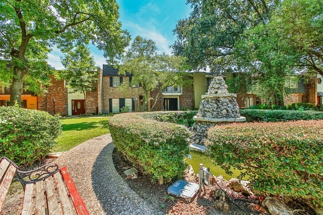 Building Photo - 1255 Blalock Rd