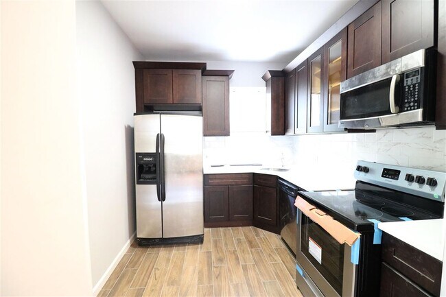 Foto del edificio - 8512 1st Ave