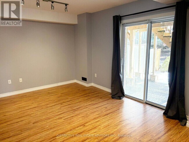 Building Photo - 81 Northern Heights Dr