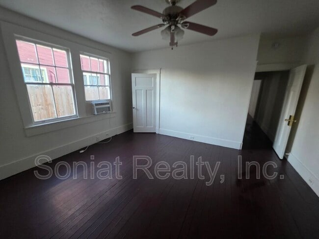 Building Photo - 4607 Bienville St