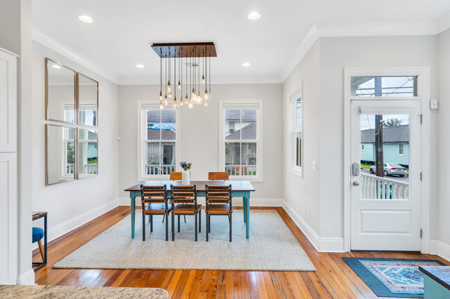 Dining room - 500 S Genois St