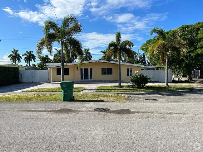 Building Photo - 11430 SW 47th St