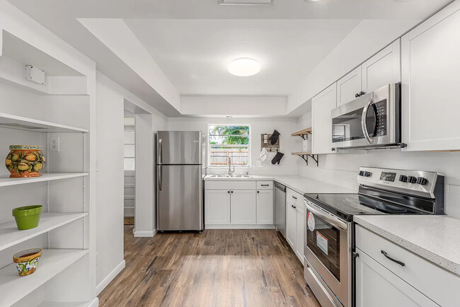 Building Photo - 818 SW 33rd St