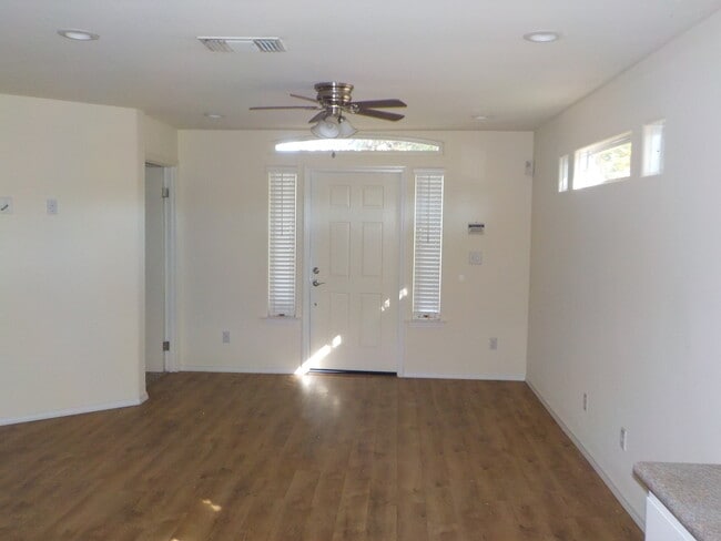 Foto del edificio - 2121 Pine St