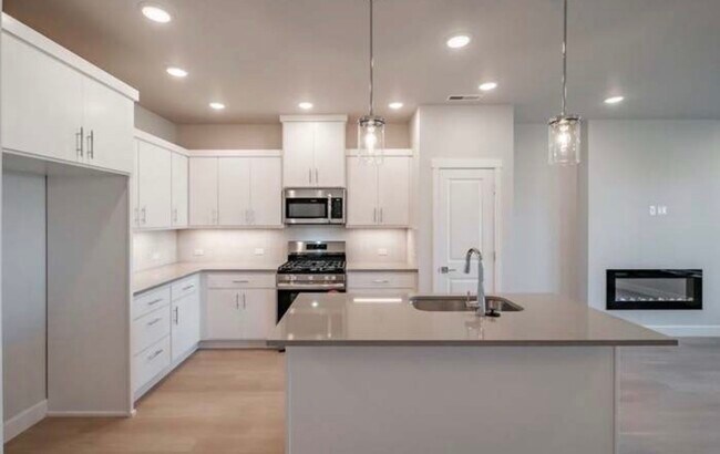 Foto del edificio - 3314 SE Farrow Ln