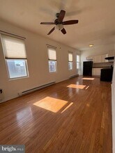 Building Photo - 2198 E Huntingdon St