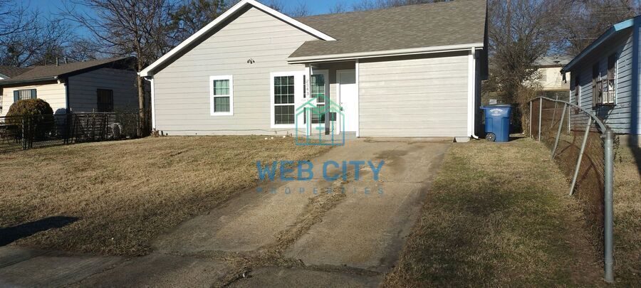 Foto principal - 2343 E Pentagon Pkwy