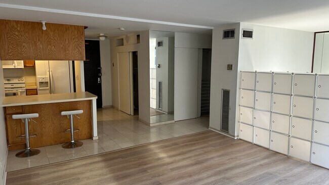 Foto del edificio - 233 E Erie St