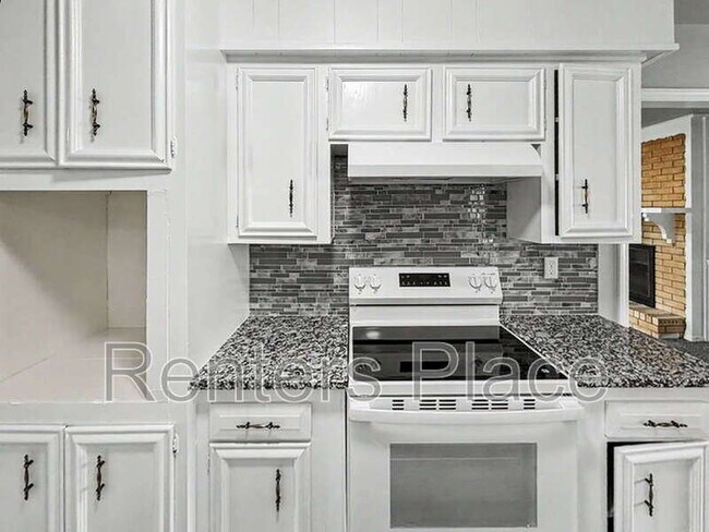 Building Photo - 5210 S 74th E Ave