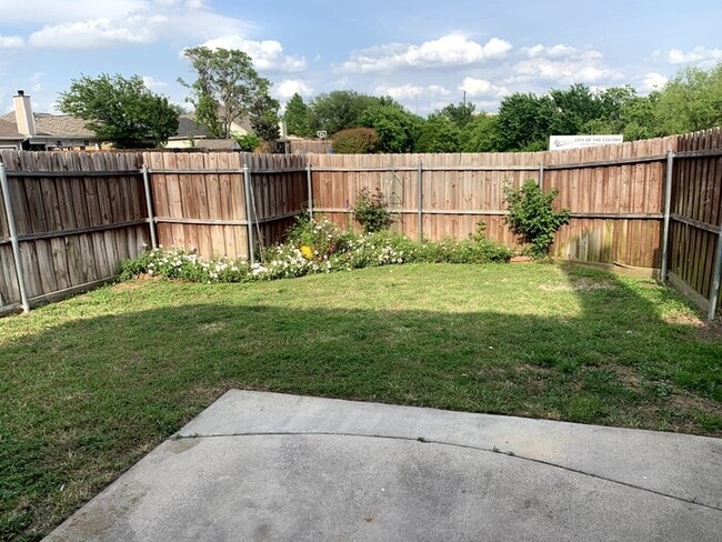 Building Photo - Home for Rent in The Colony- 3/2/2