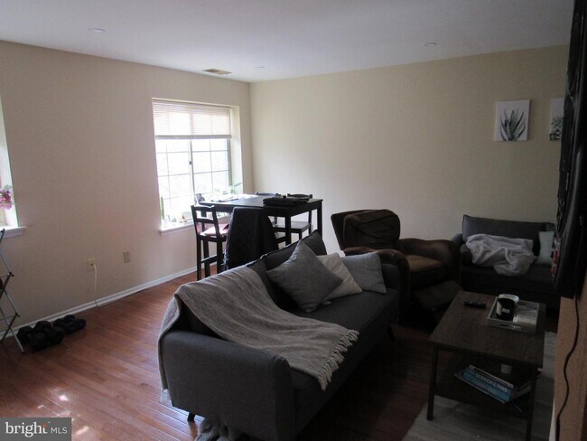 Foto del edificio - 2801 Pennsylvania Ave