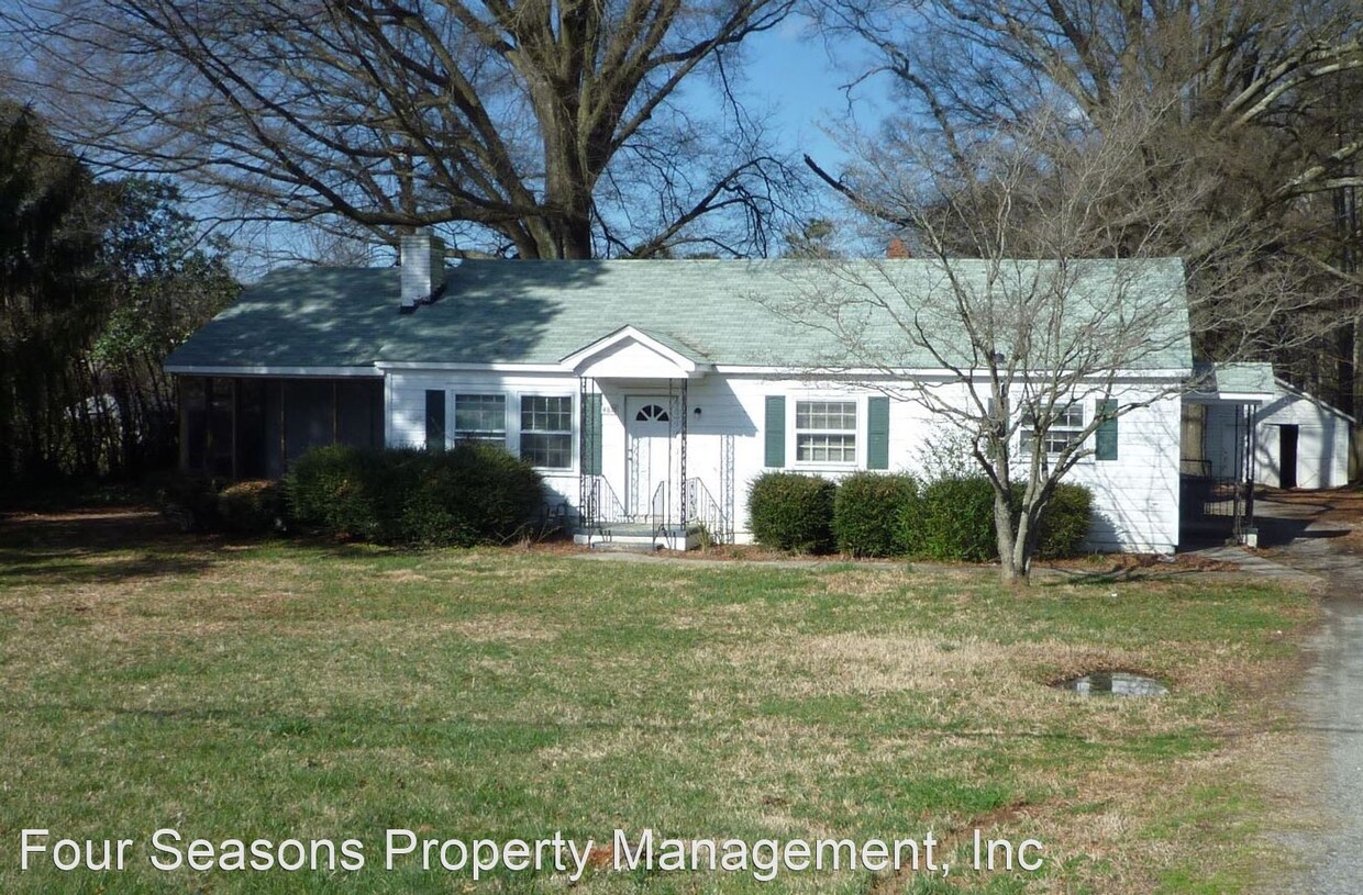 Primary Photo - 3 br, 1 bath House - 4812 EWT Harris Blvd.