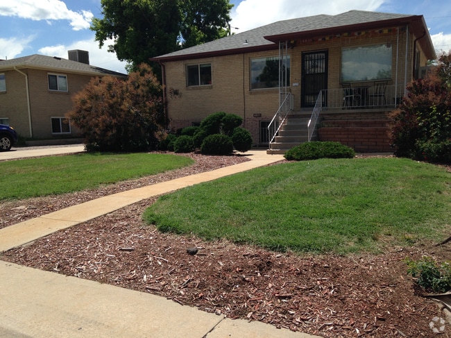 Building Photo - 4821 Fenton St