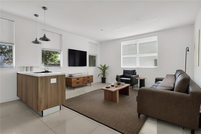 Foto del edificio - 924 Marseille Dr