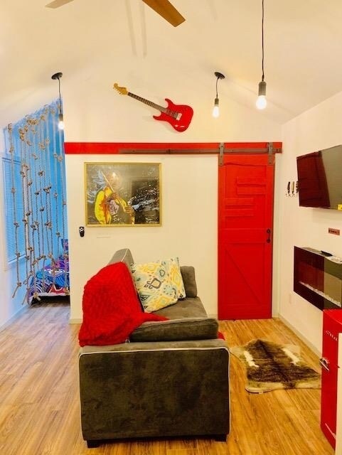 Foto del edificio - 3078 Semmes St