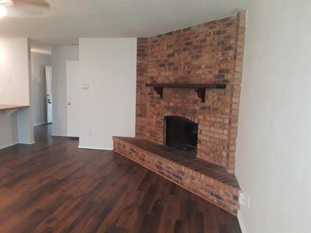 Foto del edificio - 553 Oldbridge Dr
