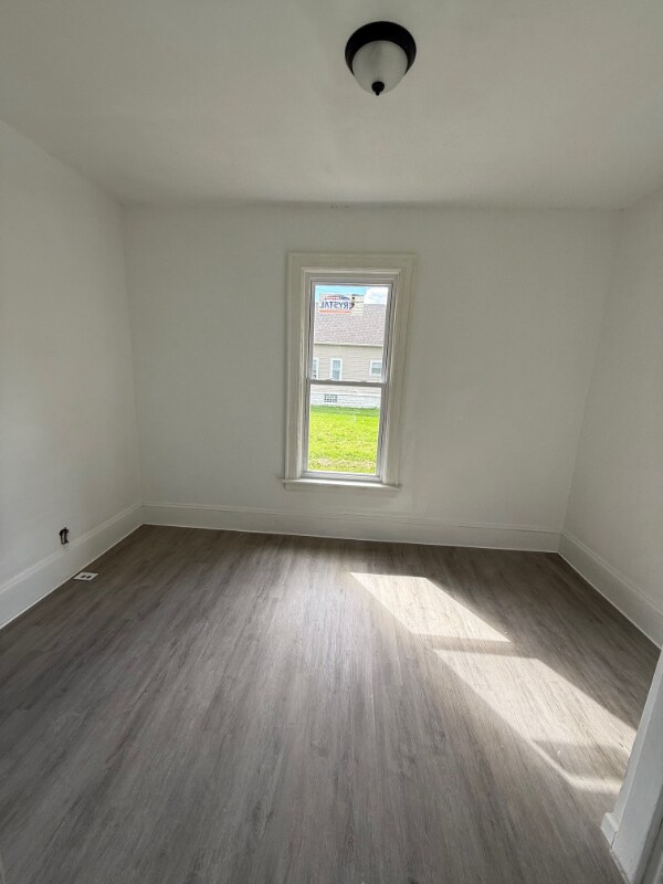 Foto del edificio - 2208 W Brown St