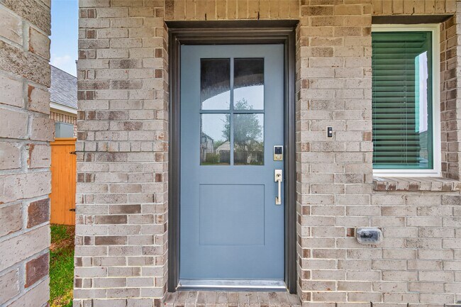Foto del edificio - 8230 Blue Shell Ln