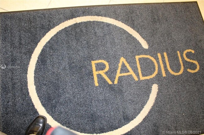 Foto del edificio - 1830 Radius Dr