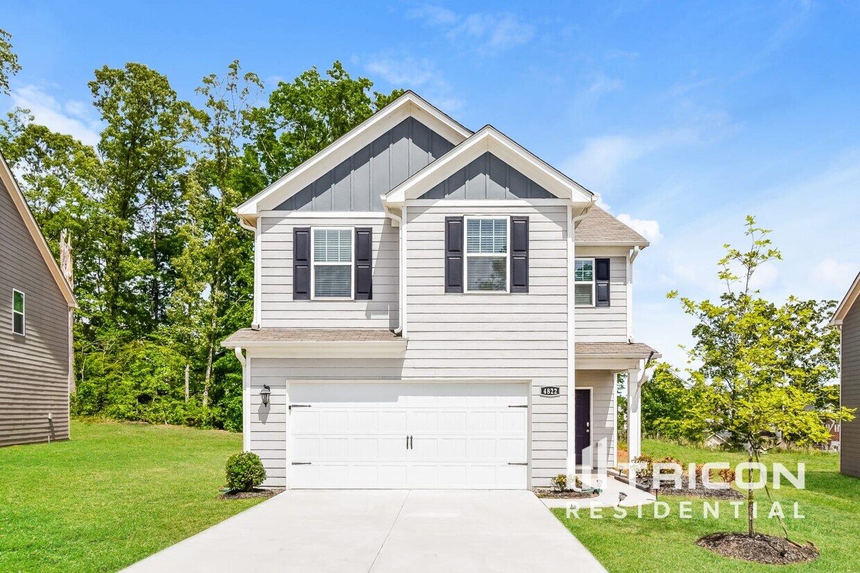 Foto principal - 4822 Moccasin Court Douglasville GA