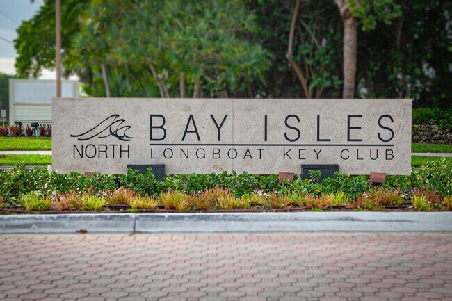 Building Photo - Luxury Seasonal or Annual Rental in the Prestigious Grand Bay Community – Longboat Key
