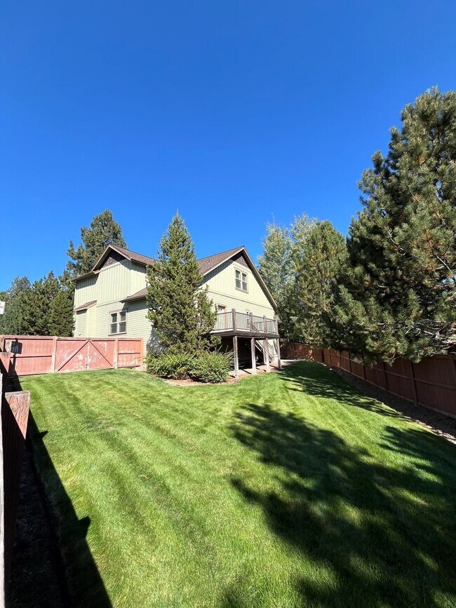 Building Photo - Landscape Maintenance Included! Spacious 3...