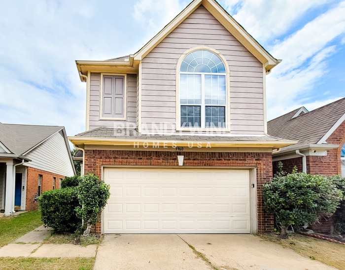 Foto principal - 3960 Gavick Dr