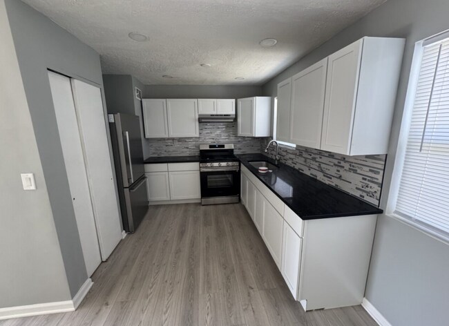 Foto del edificio - 4420 W 19th Plaza