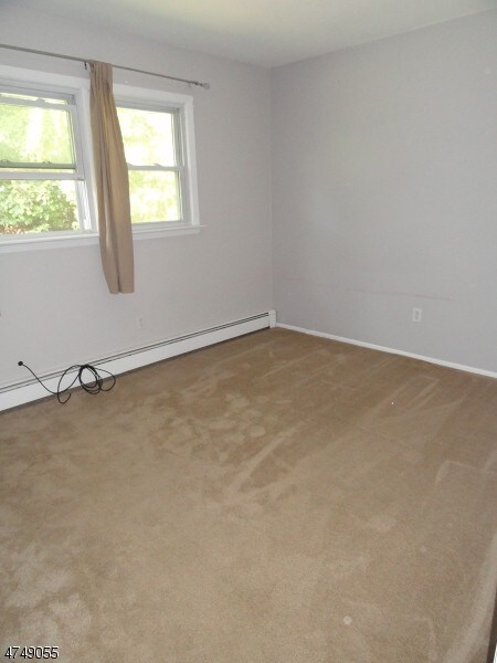 Building Photo - 37 Conklin Ave