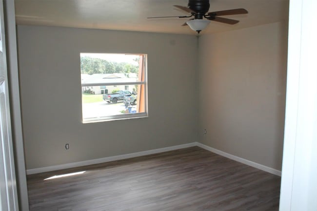 Foto del edificio - 4497 Frankie Ct