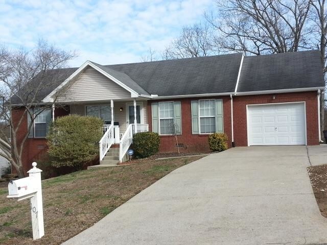 Primary Photo - 3 bedroom in Goodlettsville TN 37072