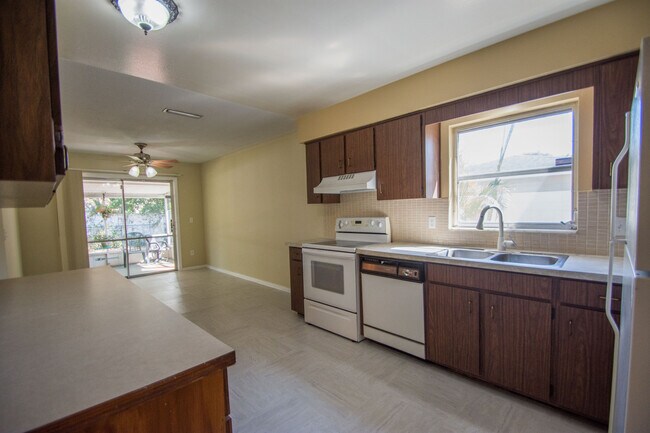 Building Photo - COMING SOON!!!!   Pride of Ownership in Al...