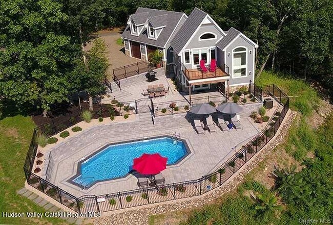 Foto del edificio - 21 Contentment Ln