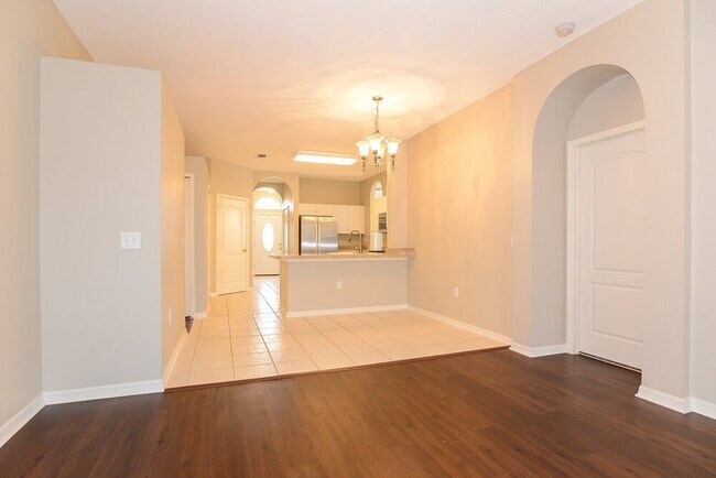 Foto del edificio - 1842 Linton Ln