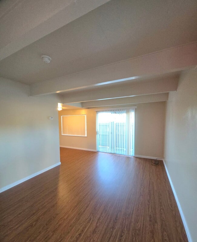 Building Photo - 71 Navajo Drive